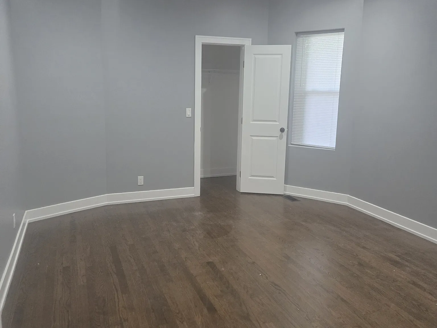 3 bed, 2.5 bath, 1715 sqft, $2,500 — Photo 4