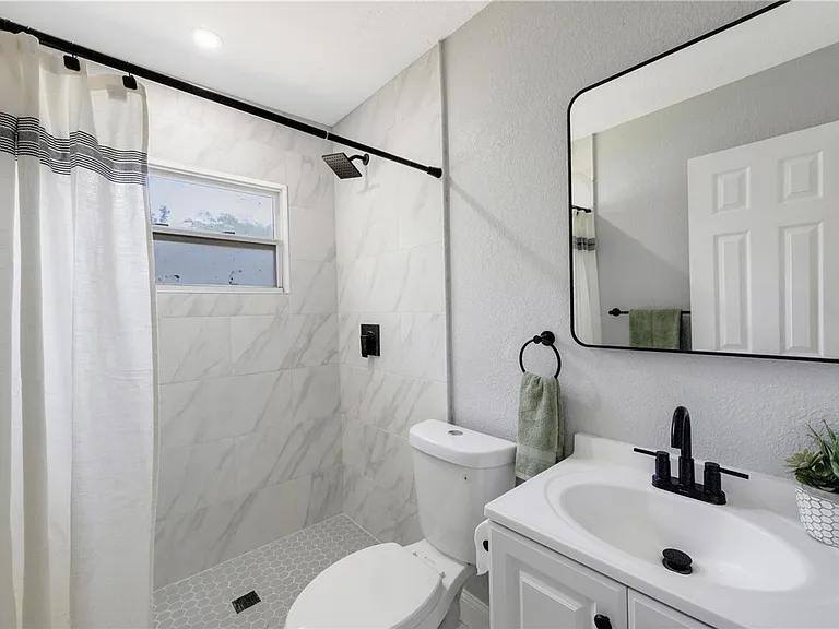 4110 Indianapolis St NE — Photo 16