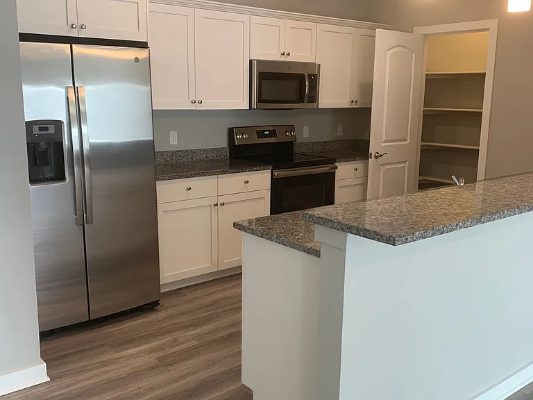 Shelby Pointe Village — Photo 81