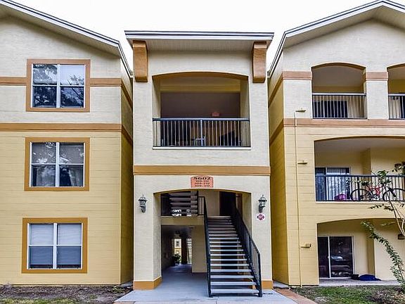 3rd image of 5602 Pinnacle Heights Cir APT 309