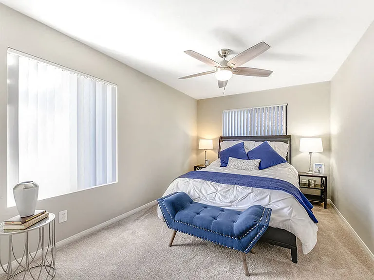 Santee Villas — Photo 9