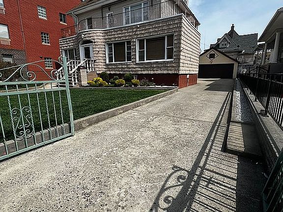 2nd image of 8725 21st Ave