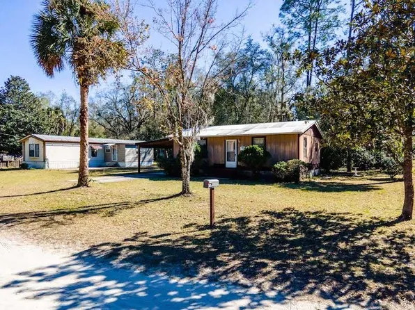 10664 NE 151st Ln, Fort Mc Coy, FL 32134