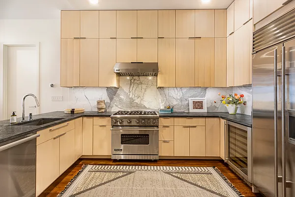 Sold by Compass | media 6