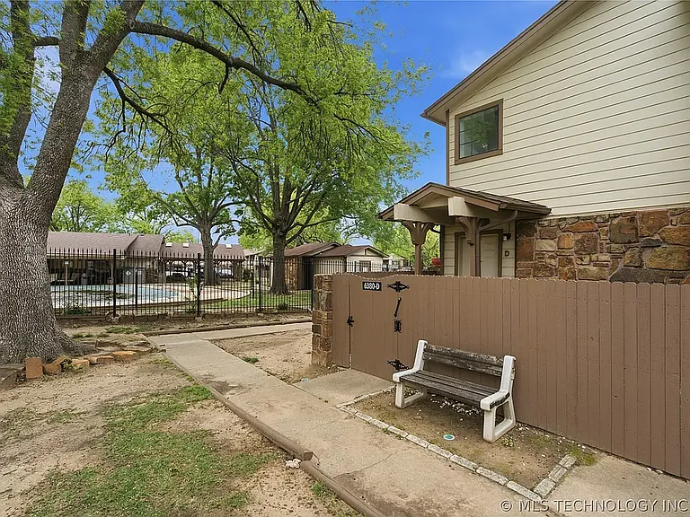 6380 S 80th East Ave #D — Photo 5