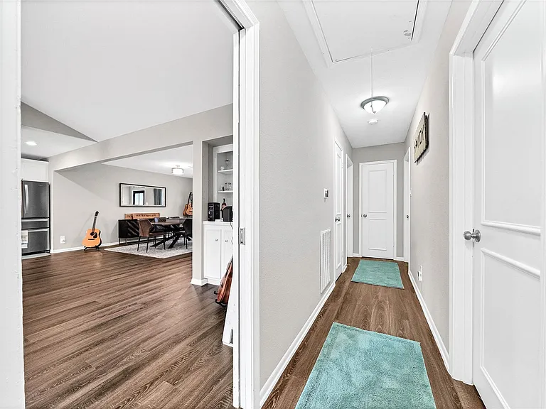 143 Bluebonnet St — Photo 19