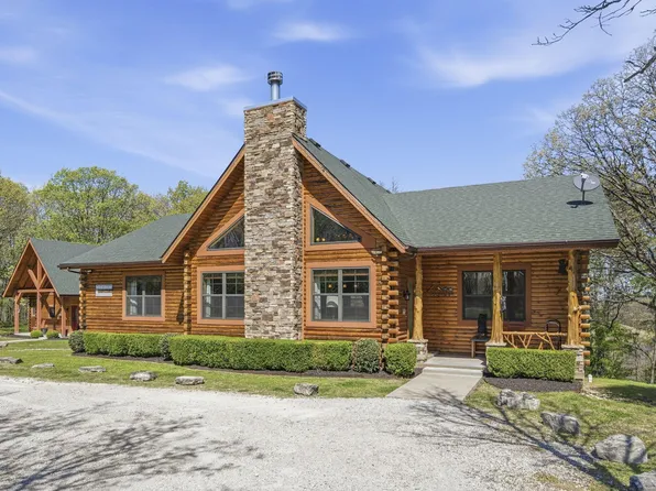 764 Jones Road, Ridgedale, MO 65739