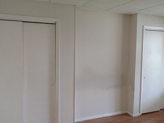 Lots of Closet Space