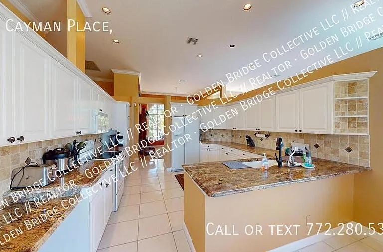 71 Cayman Pl — Photo 4