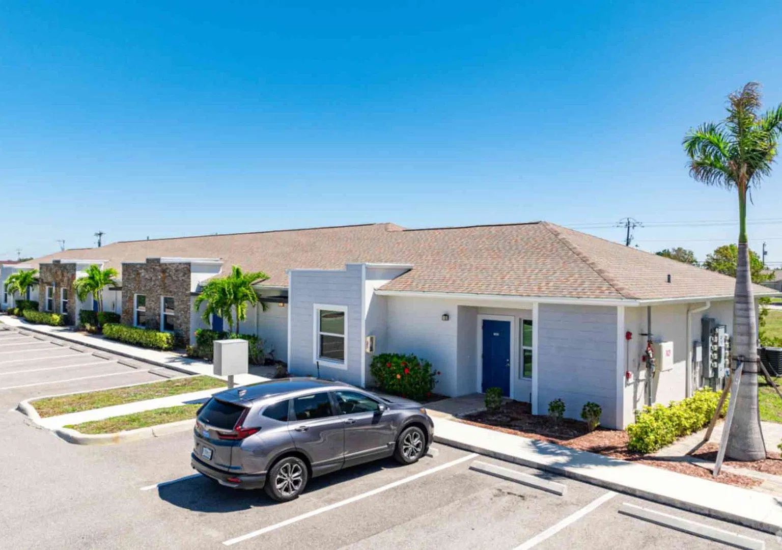 3221-3409 SW 8th Pl — Photo 3