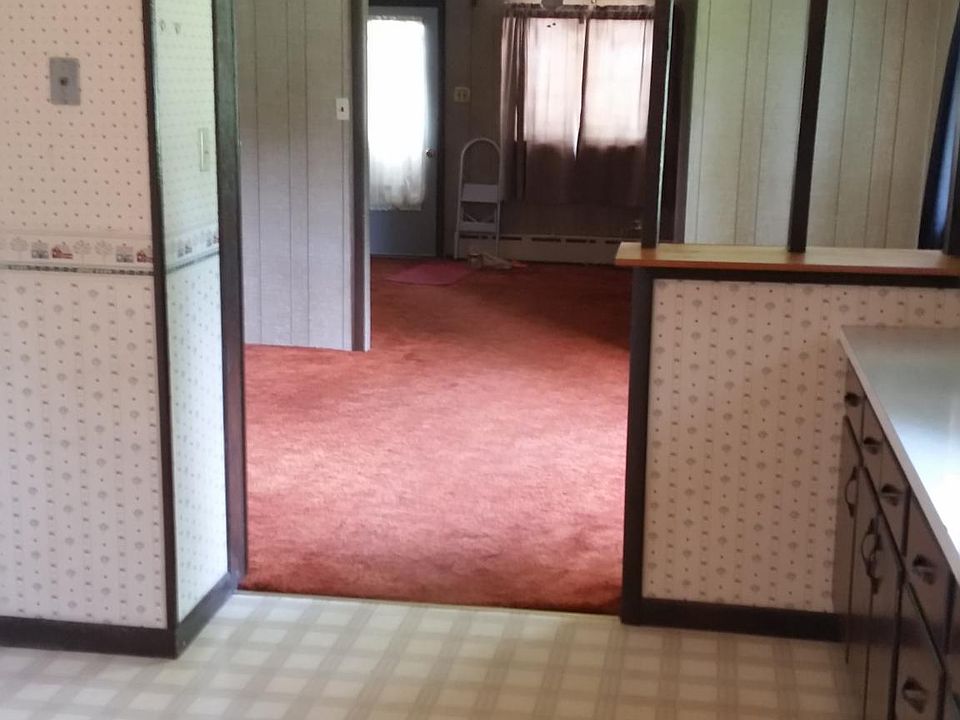 2nd image of 632 5th St