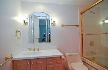 5th image of 2314 N Lincoln Park W #10