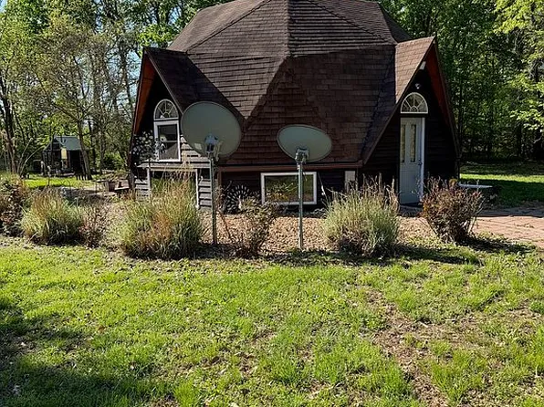 12042 N Dutch Ln, Ashley, IL 62808