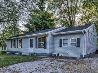 715 S Village Sq, Elberfeld, IN 47613