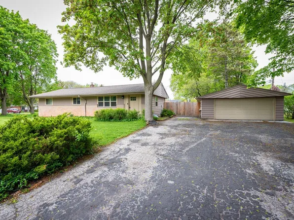 5870 West Donna DRIVE, Brown Deer, WI 53223