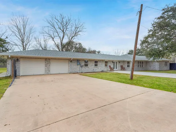 13800 6th St, Santa Fe, TX 77517