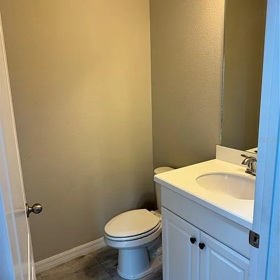 5912 Village Center Dr — Photo 25