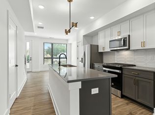1106 Oak St, Columbus, OH 43205