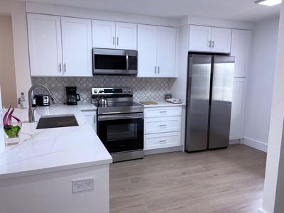 7350 Kinghurst Dr APT 305, Delray Beach, FL, 33446