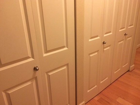 3rd image of 5630 Pershing Ave Unit 10