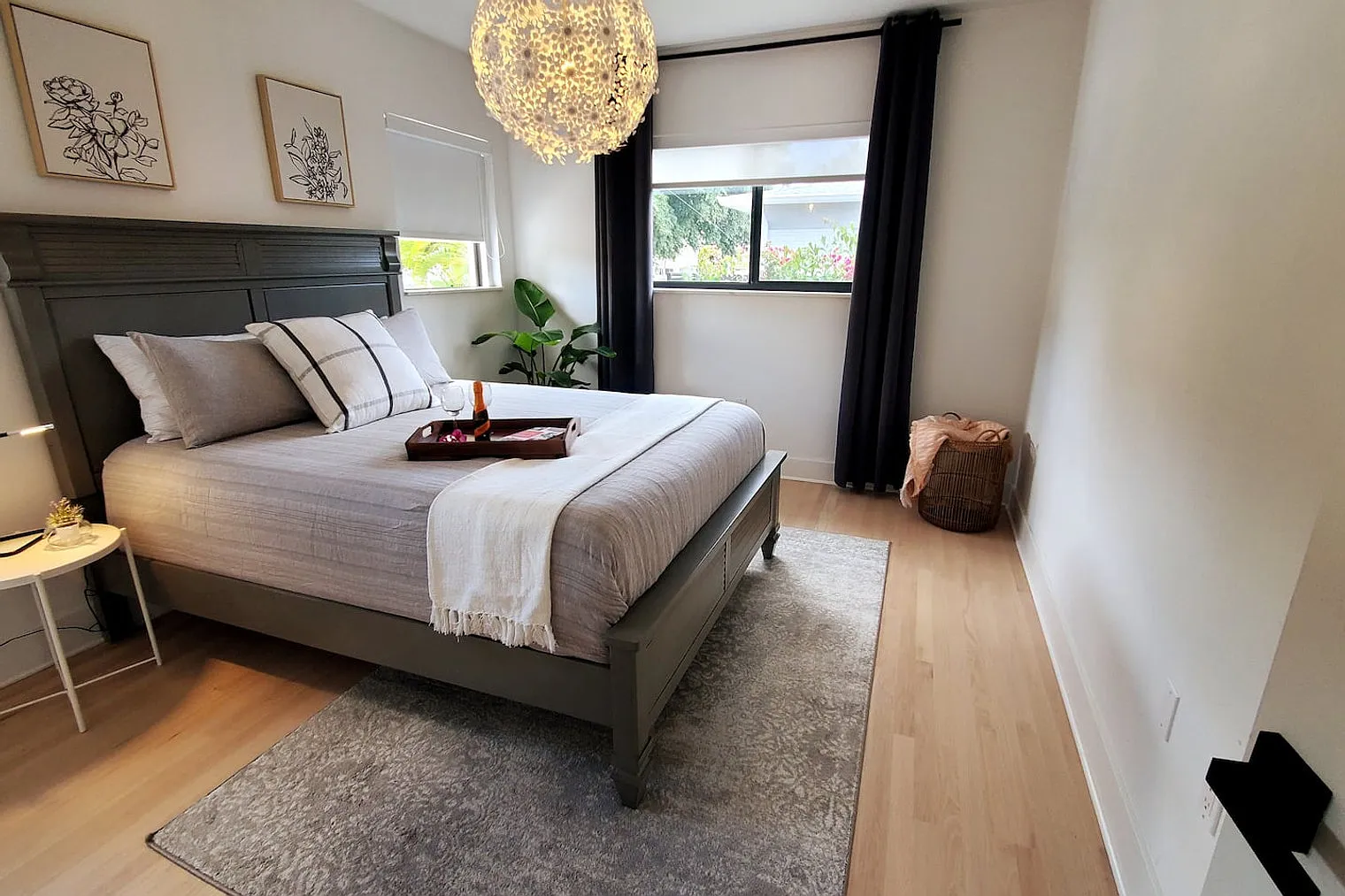 1 bed, 1.0 bath, 398 sqft, $4,063 — Photo 3