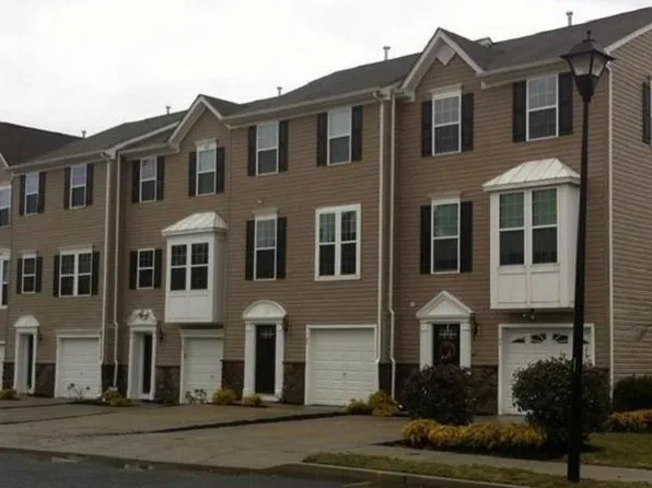 2102 E Oak Rd Unit N6, Vineland, NJ 08361