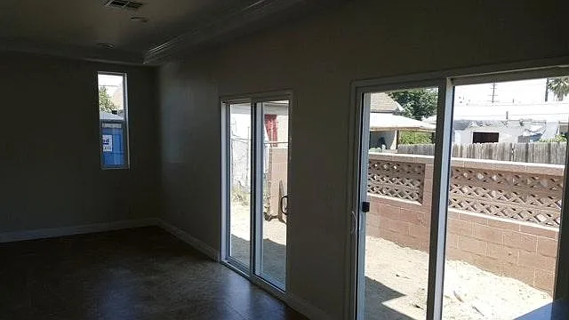 4442 Santa Ana St — Photo 16