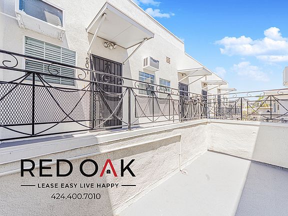4th image of 1032-1036 S Normandie Ave #1036-8