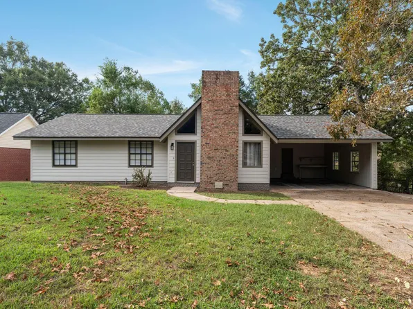 110 Howard Dr, Hattiesburg, MS 39402