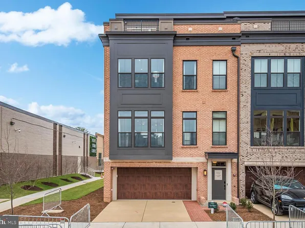 1135 Polaris Road 93, Potomac, MD 20854