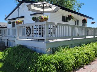 2429 W Shore Dr, Union, NE 68455