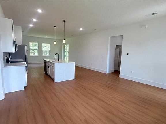 4th image of 14813 SW 47th Ct