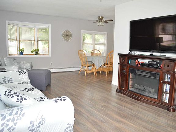 2nd image of 73 Rosemont Ave