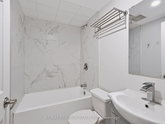 5th image of 1576 Eglinton Ave W #2