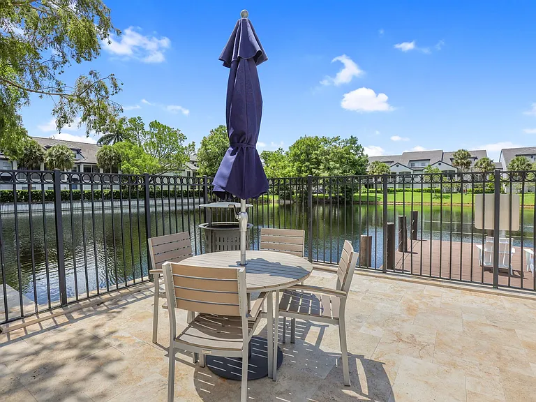 St. Tropez Townhomes & Villas — Photo 18