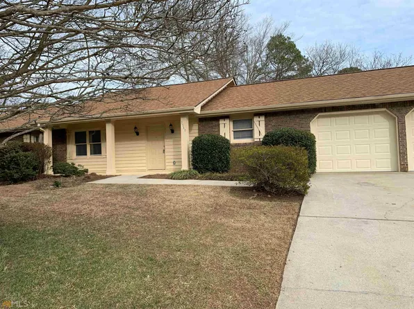 3560 Sandhill Dr SE, Conyers, GA 30094