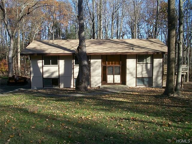 1st image of 4 Meadowcrest Ct
