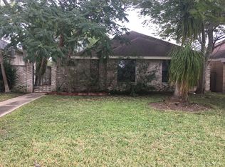 214 Parkview Cir, Harlingen, TX 78550