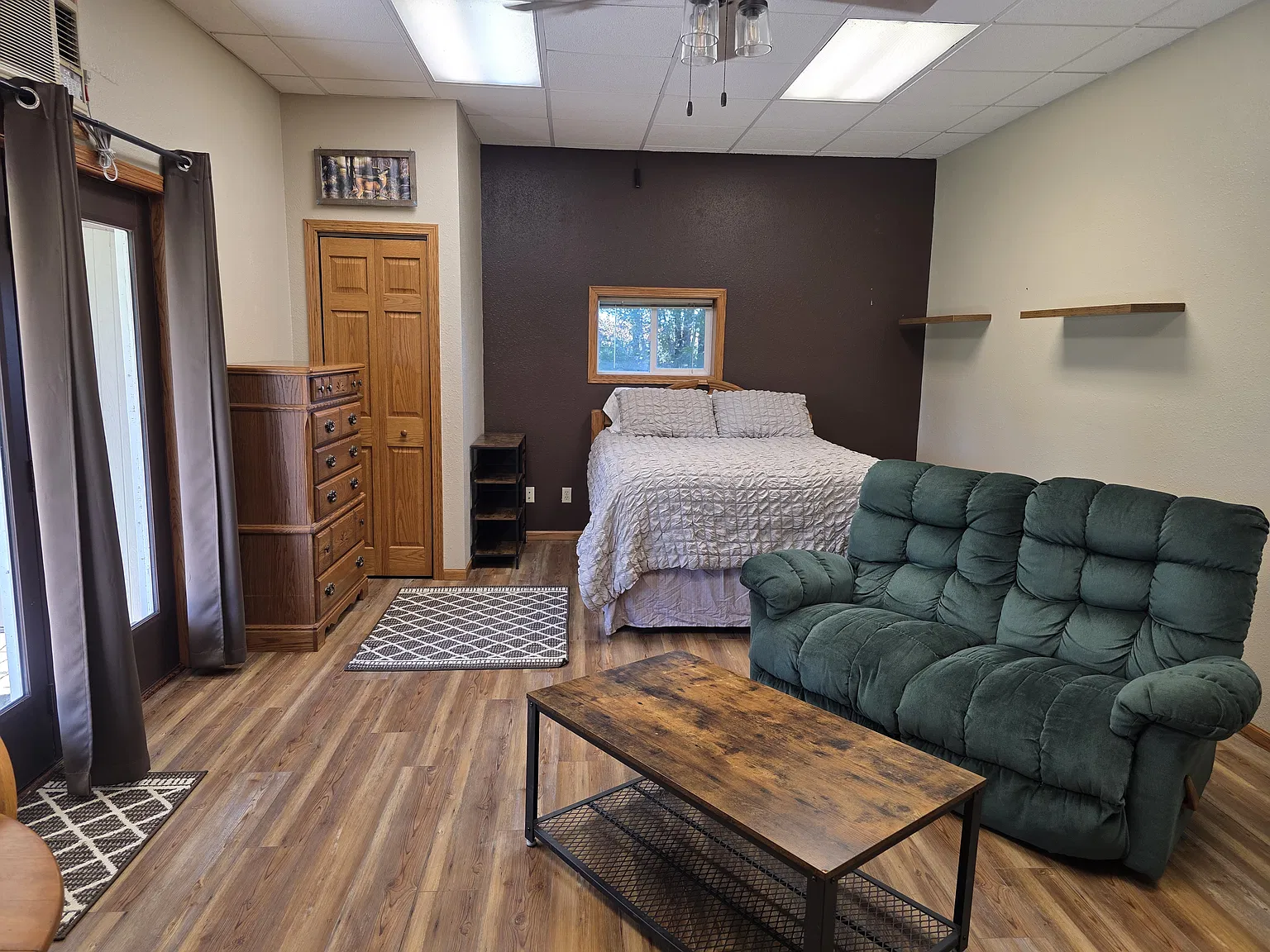 Studio, 400 sqft, $750 — Photo 2