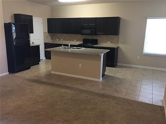 3rd image of 1605 Deodara Dr
