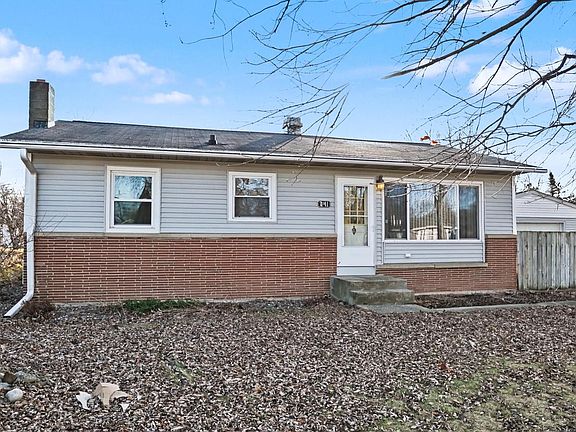 3rd image of 7041 Lamberton ROAD