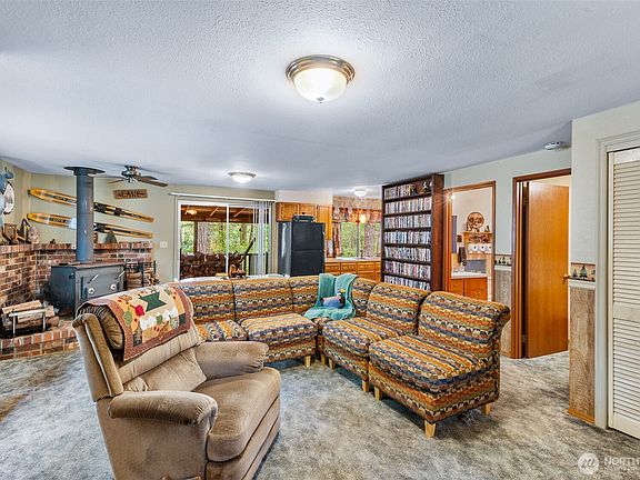 2nd image of 870 N Colony Surf Drive