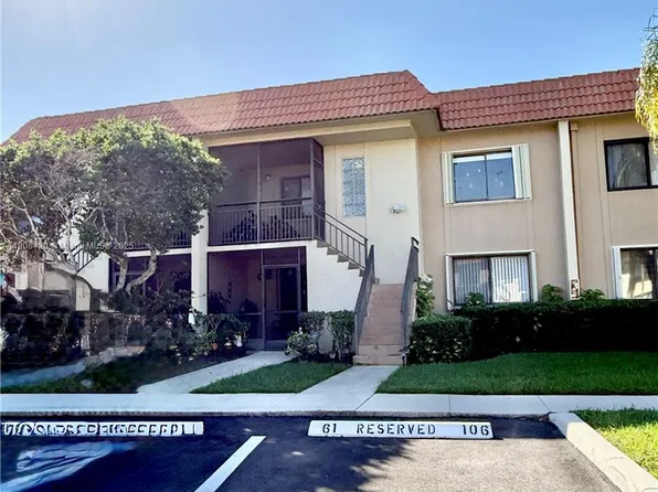 398 Lakeview Dr APT 205, Weston, FL 33326
