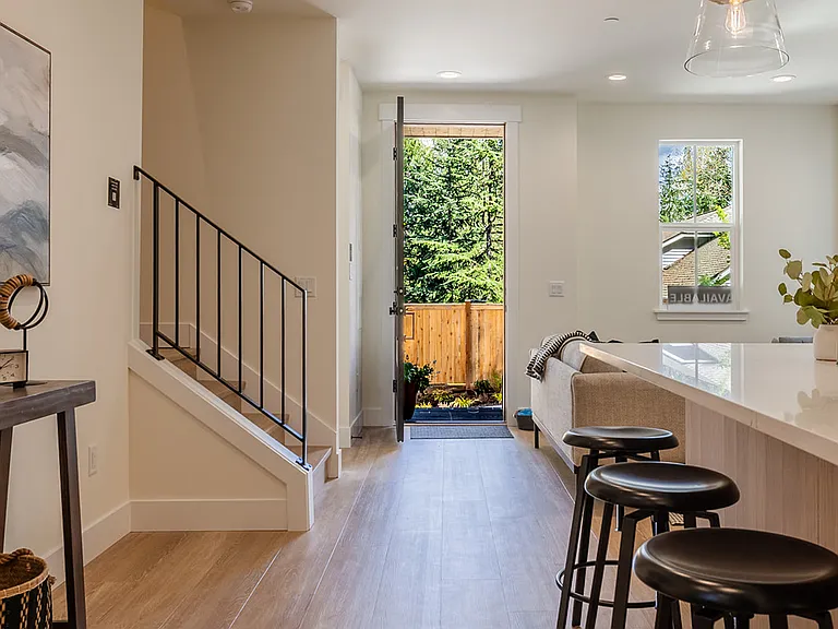 11812 NE 103rd Pl — Photo 7