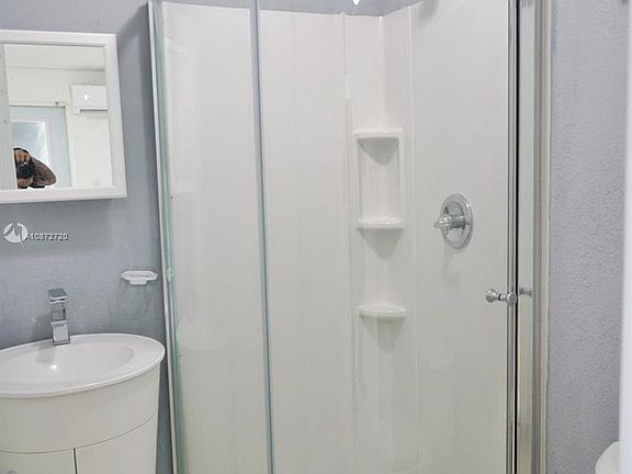2nd image of 3150 SW 36th Ave #0