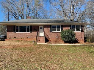 202 Kate Fowler Rd, Ninety Six, SC 29666