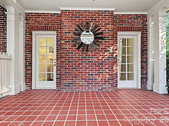 5th image of 723 Berkeley Ave