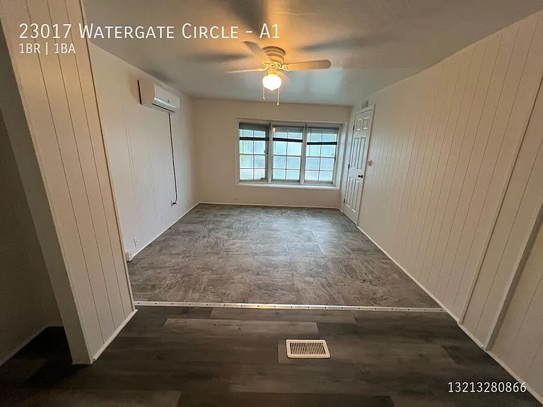 23017 Watergate Cir #A1 — Photo 2