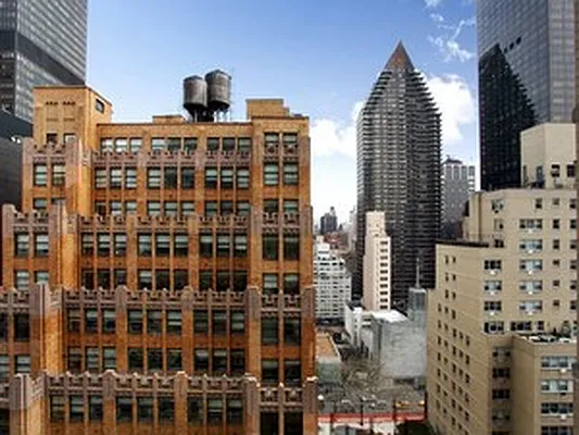 Sold by Corcoran | media 24