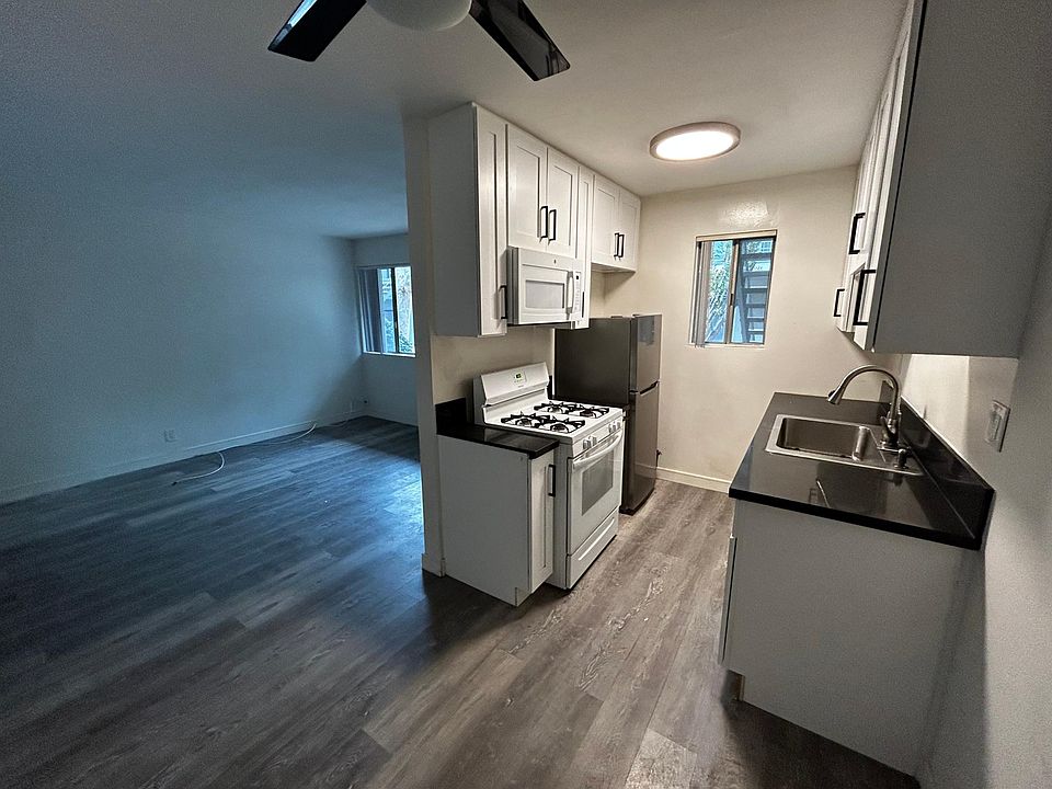 1st image of 11104 Aqua Vista St #23